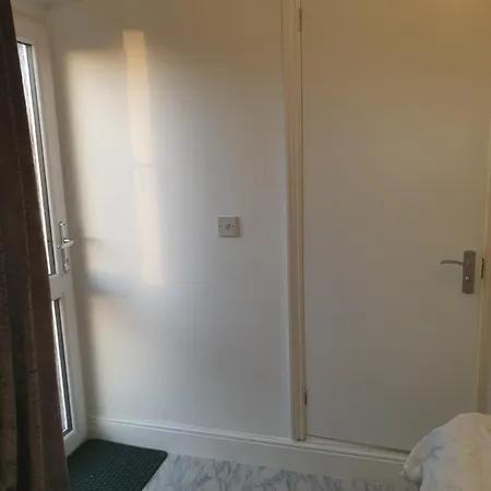 Room Stay - Marks Tey, Colchester, United Kingdom Exterior photo